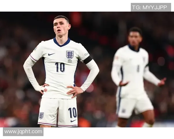 福登精彩助攻助力曼城再创辉煌展现球队默契与实力