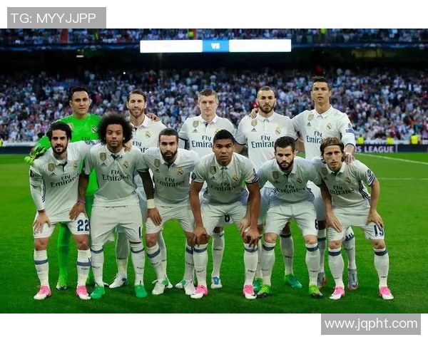 巴黎圣日耳曼击败皇家马德里，晋级欧冠八强，梅西梅开二度统治伯纳乌舞台