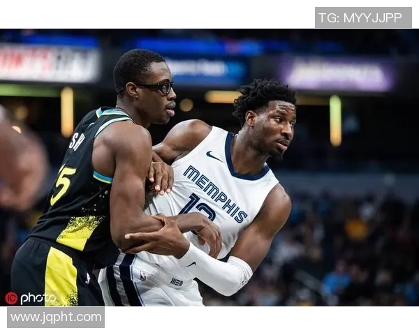 步行者力克灰熊，理查德森25分闪耀全场