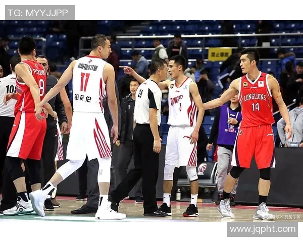 男篮CBA新赛季开战:广东宏远实力不减三连冠再冲击 男篮CBA新赛季开战:广东宏远实力不减三连冠再冲击